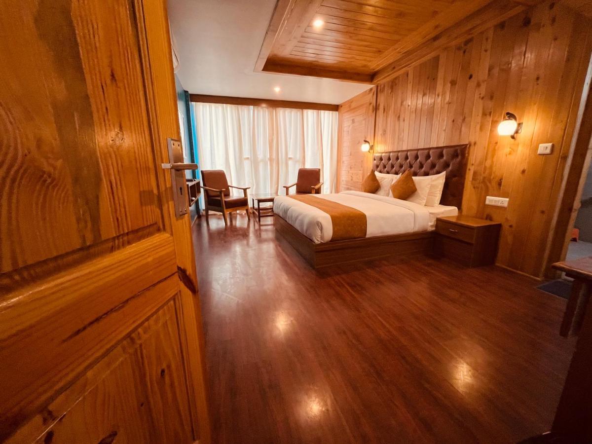 Hotel Winterline - Five Star Luxury Hotel Near Mall Road Manali Eksteriør billede