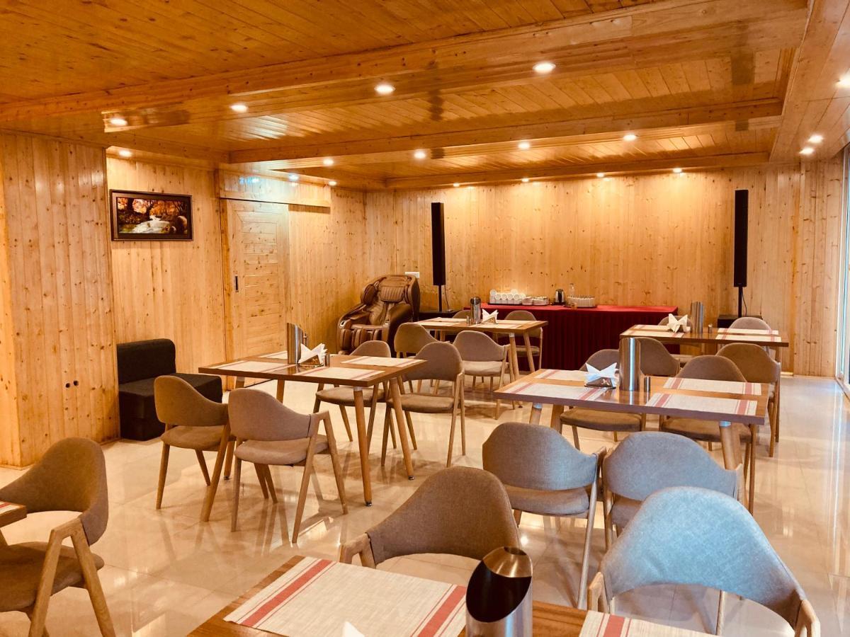 Hotel Winterline - Five Star Luxury Hotel Near Mall Road Manali Eksteriør billede