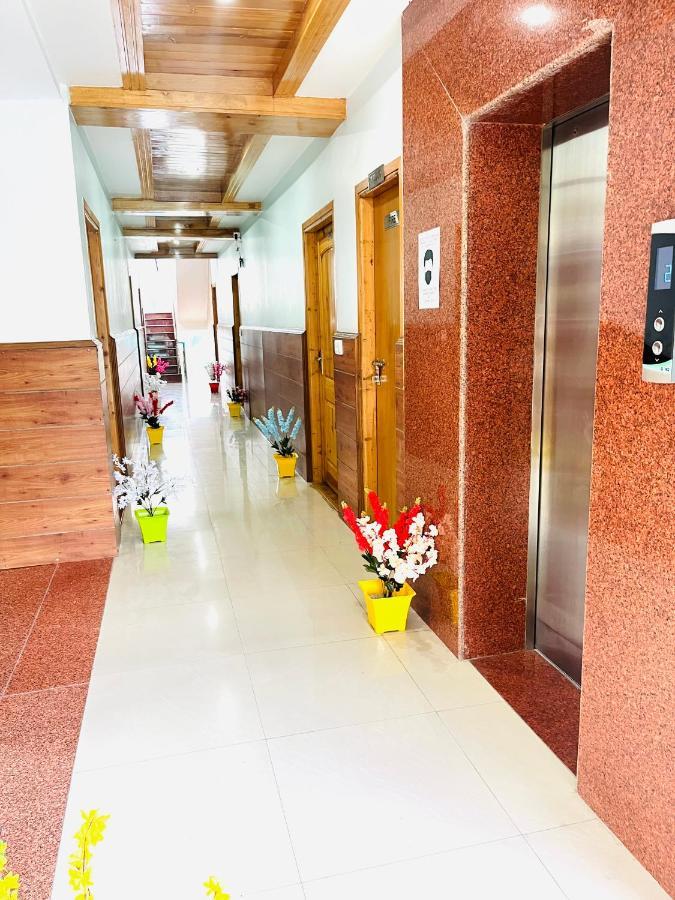 Hotel Winterline - Five Star Luxury Hotel Near Mall Road Manali Eksteriør billede